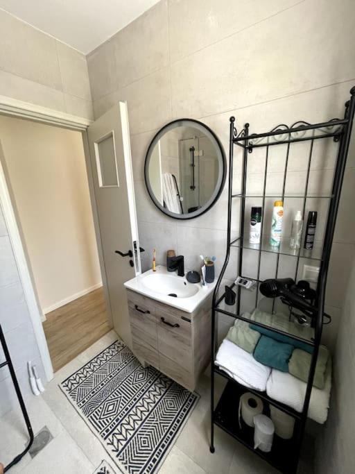 아테네 Luxury Penthouse In Pagrati 아파트 외부 사진